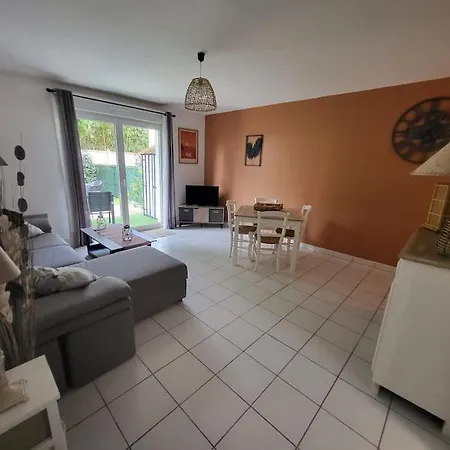 Apartment Calme Avec Jardin 60m2 *